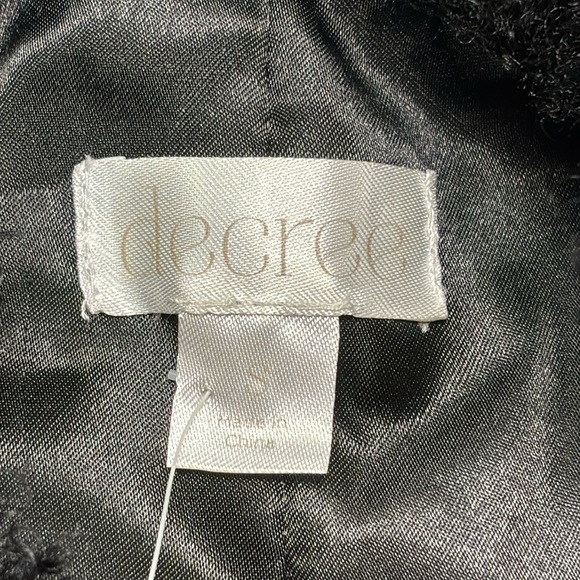 NWT Decree Fluffy Black Vest - Picture 3 of 7